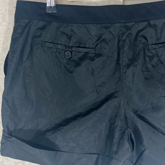 J. CREW 100% Silk Black Shorts Cuffed Hem Size 8 Old Money Quiet Luxury Natural - Picture 7 of 8
